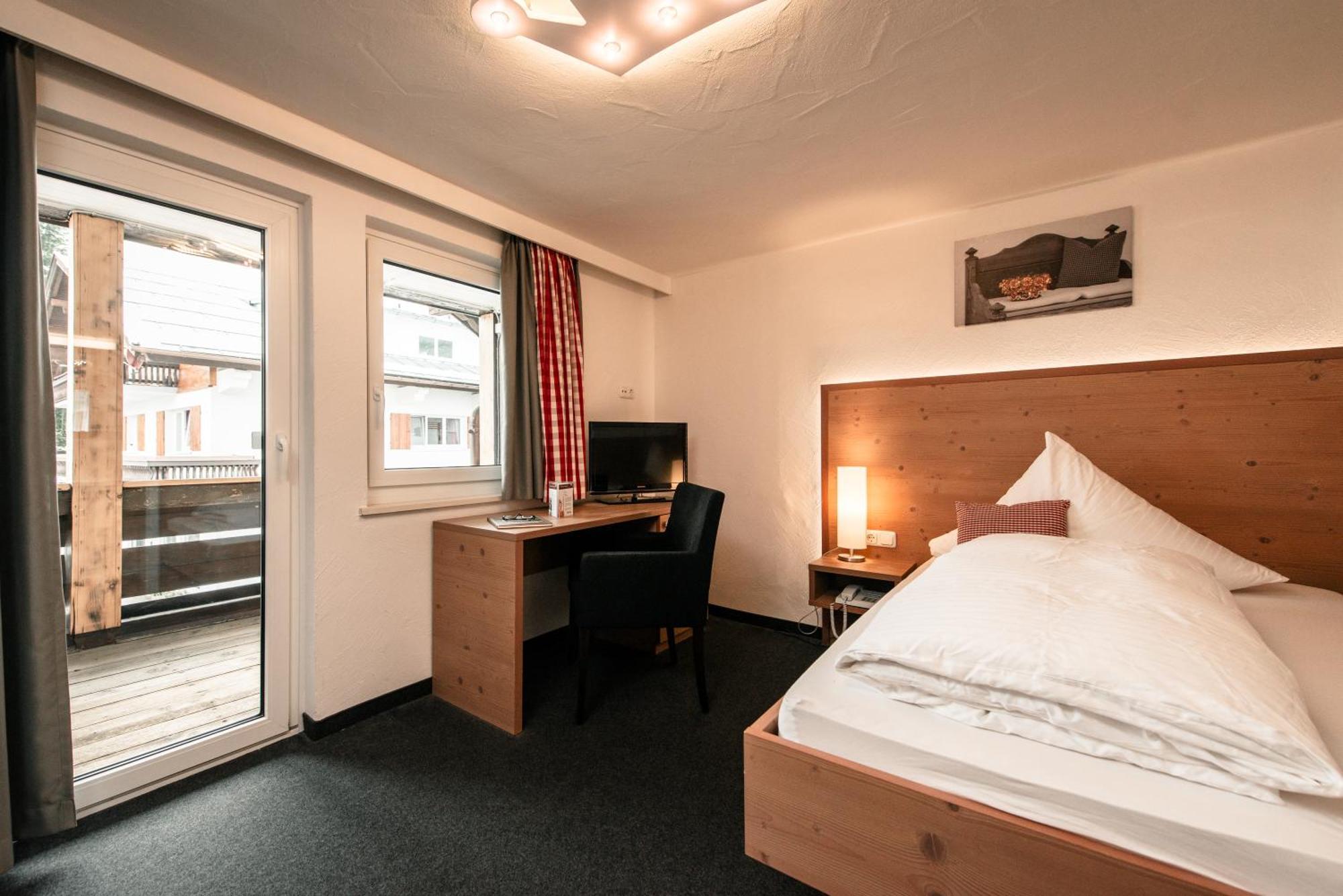 Hotel Tradizio Mittelberg Extérieur photo